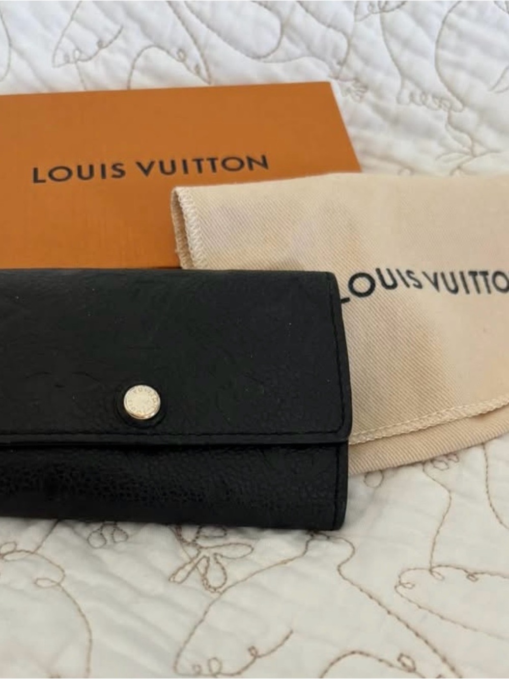 Louis Vuitton 6 ring key holder